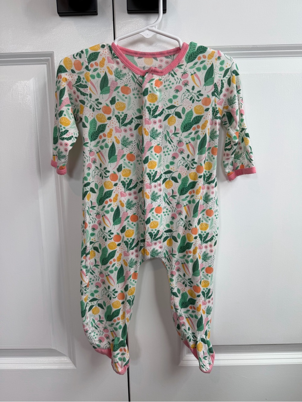 Magnetic Me Girls Vegetable Multicolored Footie Size 3-6 Months